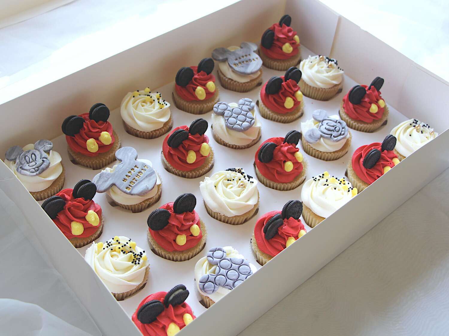 מארז קאפקייקס מיקי מאוס
