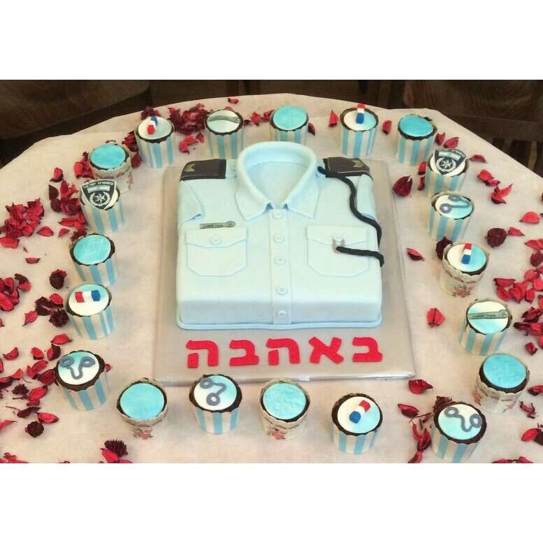 עוגה לשוטר/ת מבצק סוכר