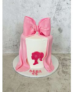 עוגת פפיון ענק וברבי