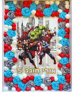 עוגת גן מעוצבת גיבורי על