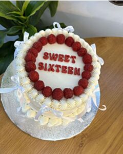 עוגה וינטג' מעוצבת