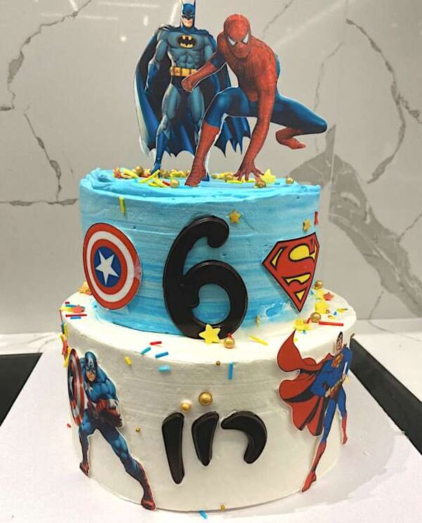 עוגה מעוצבת גיבורי על קומותיים
