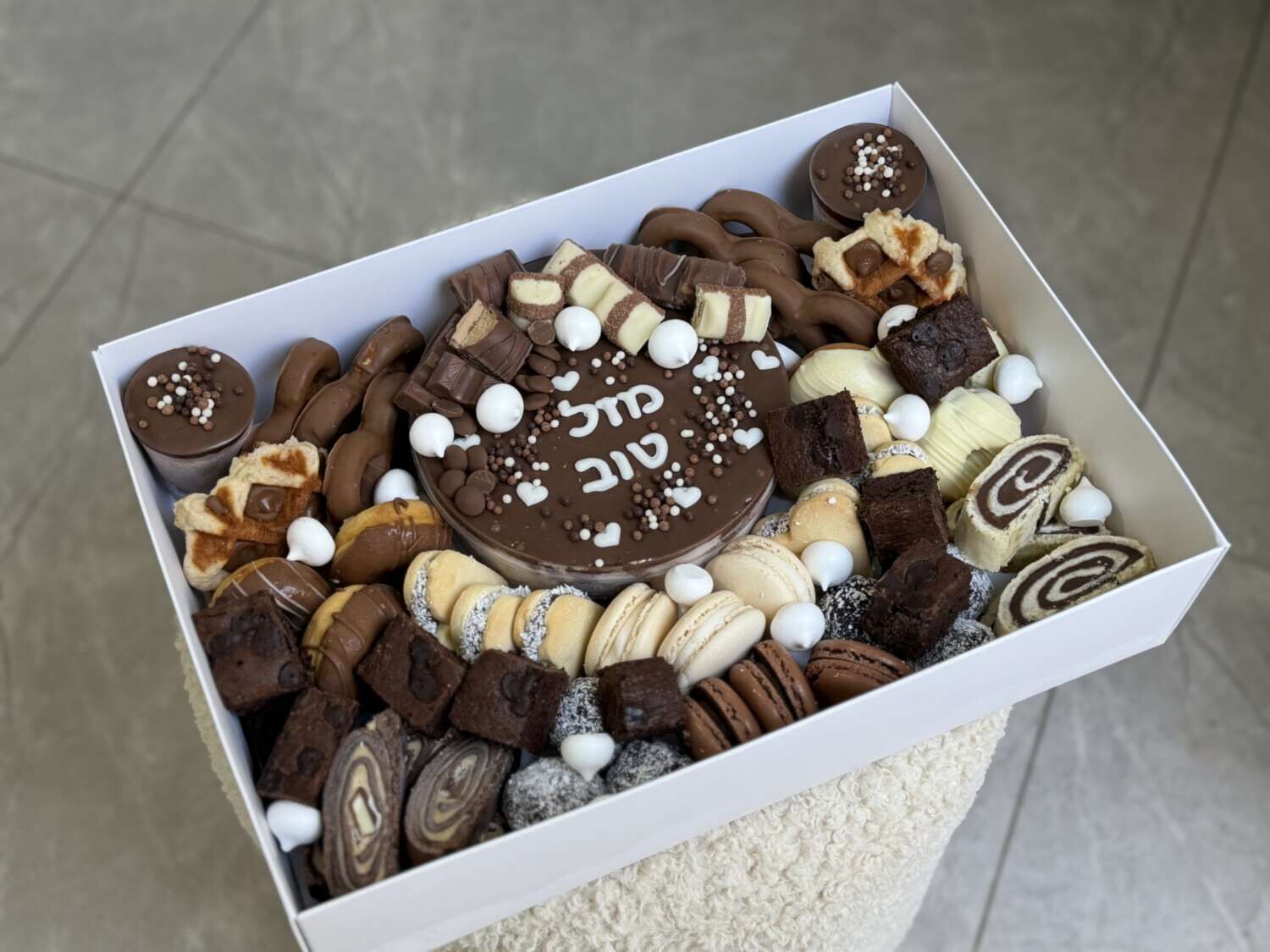 מארז מתוקים מפנק