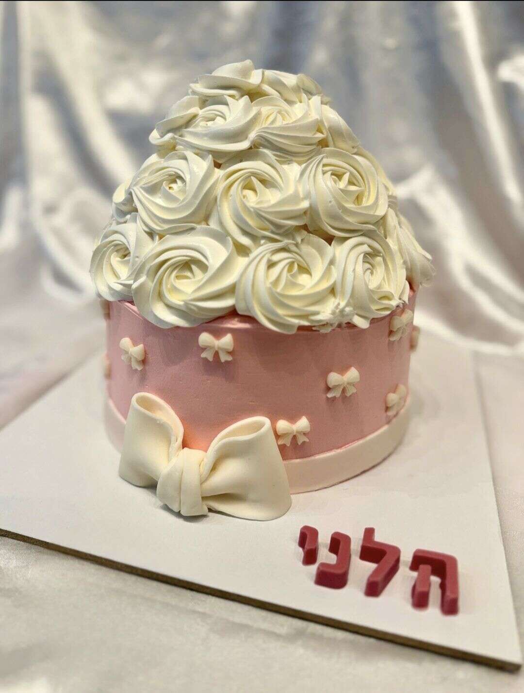 עוגה מעוצבת פפיון נסיכות