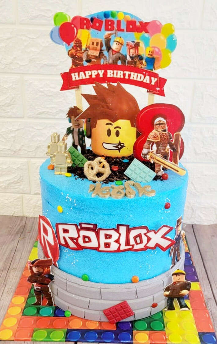 עוגת רובלוקס roblox