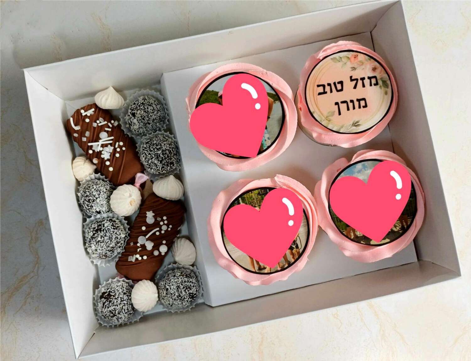 מארז קאפקייקס משולב קינוחים דגם מורן