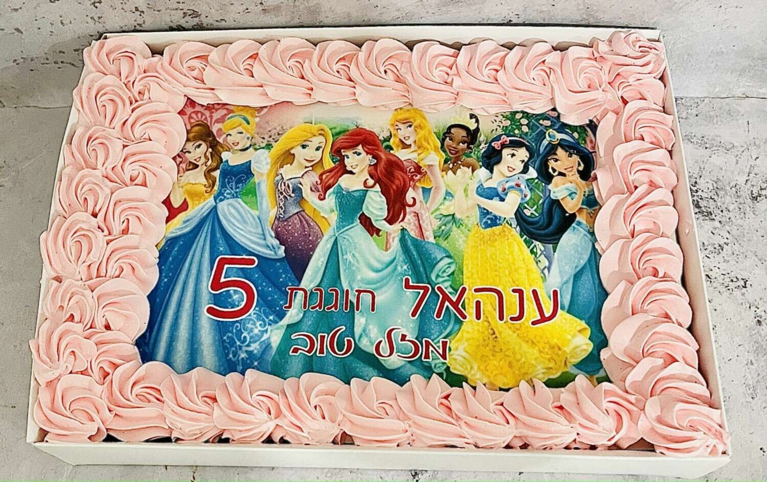 עוגת גן נסיכות דיסני