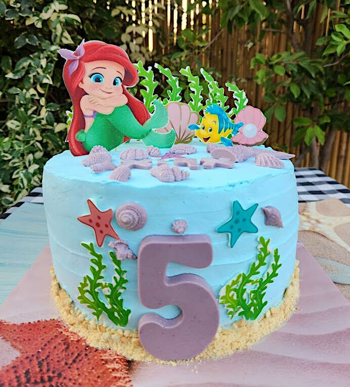 עוגת אריאל בת הים הקטנה