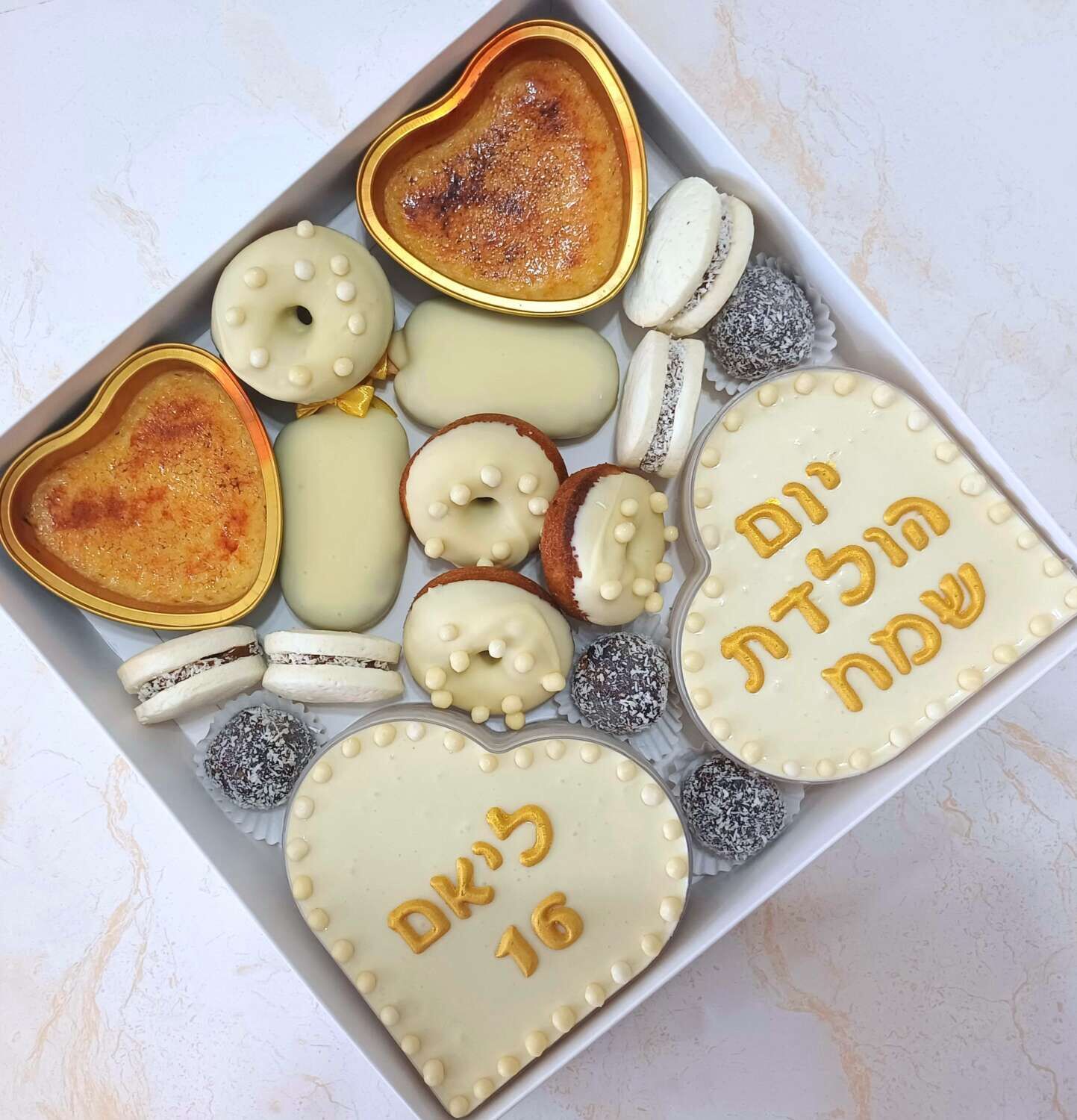 מארז קינוחים דגם ליאם