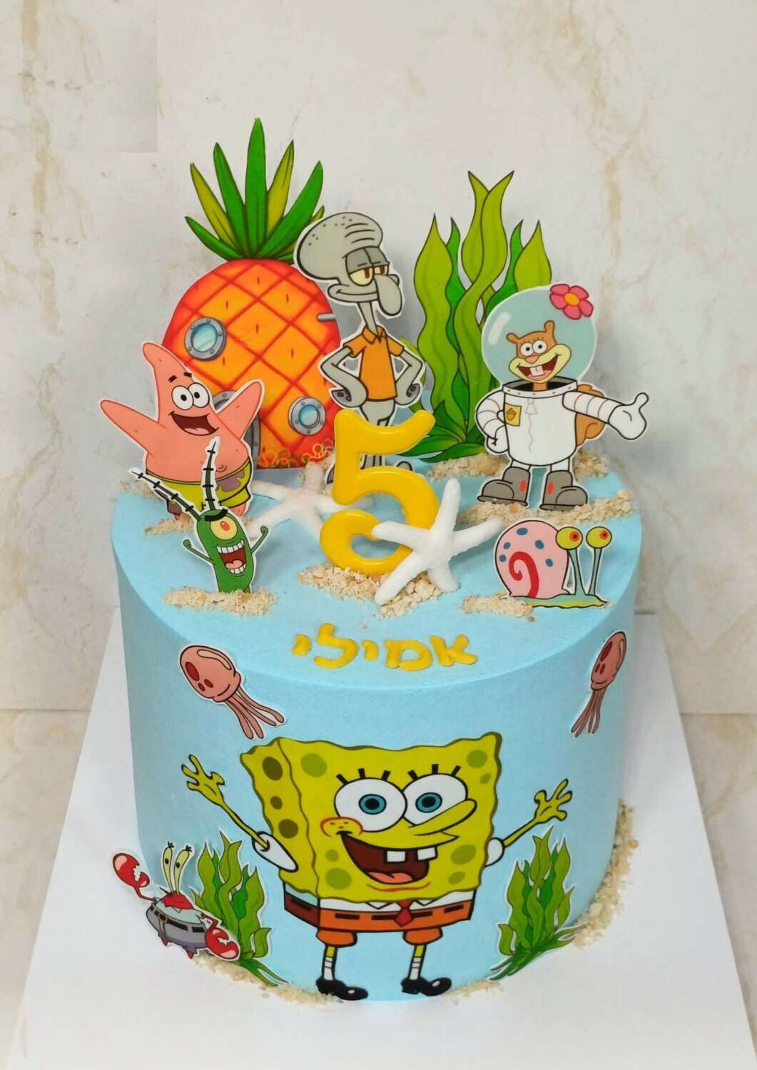עוגת בובספוג תכלת מעוצבת