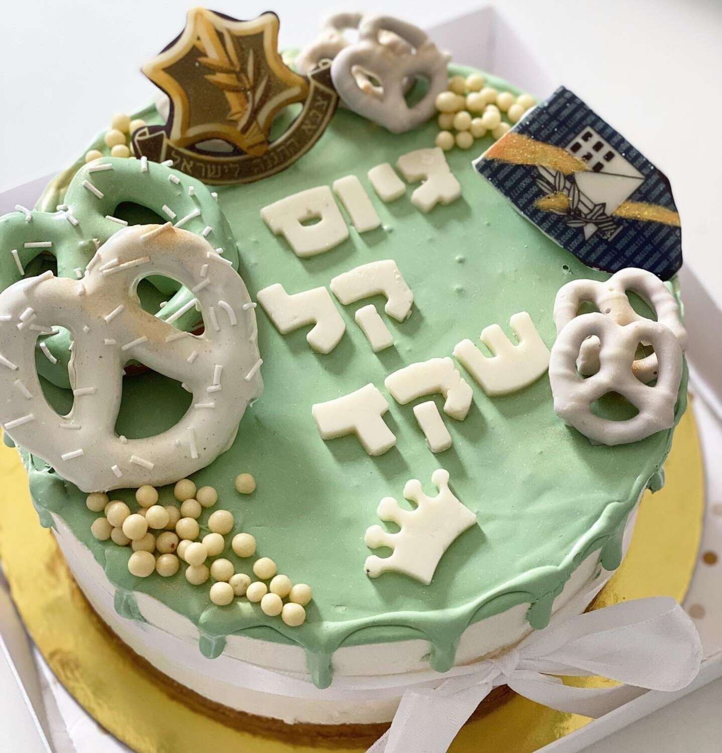 עוגת מוס חגיגית לגיוס