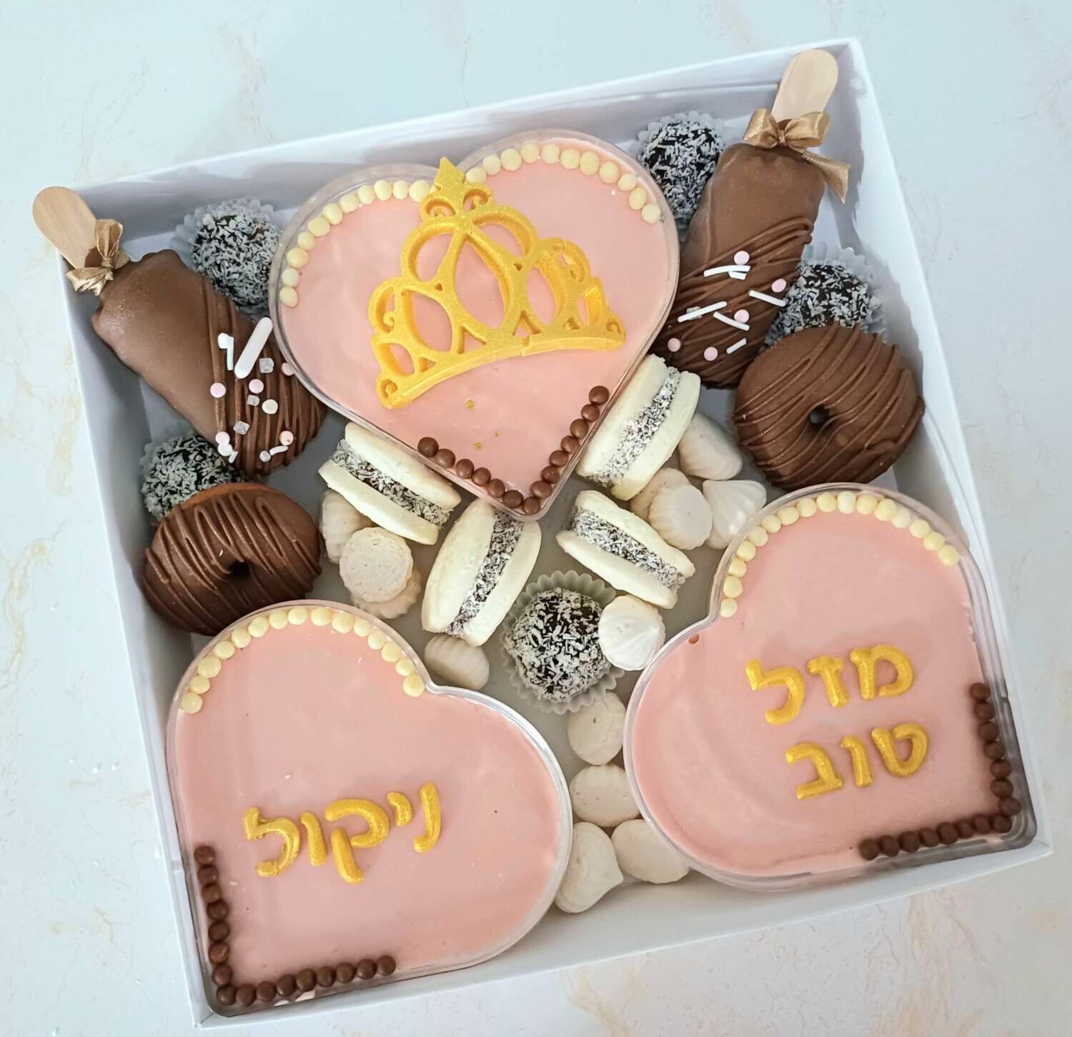 מארז קינוחים דגם ניקול
