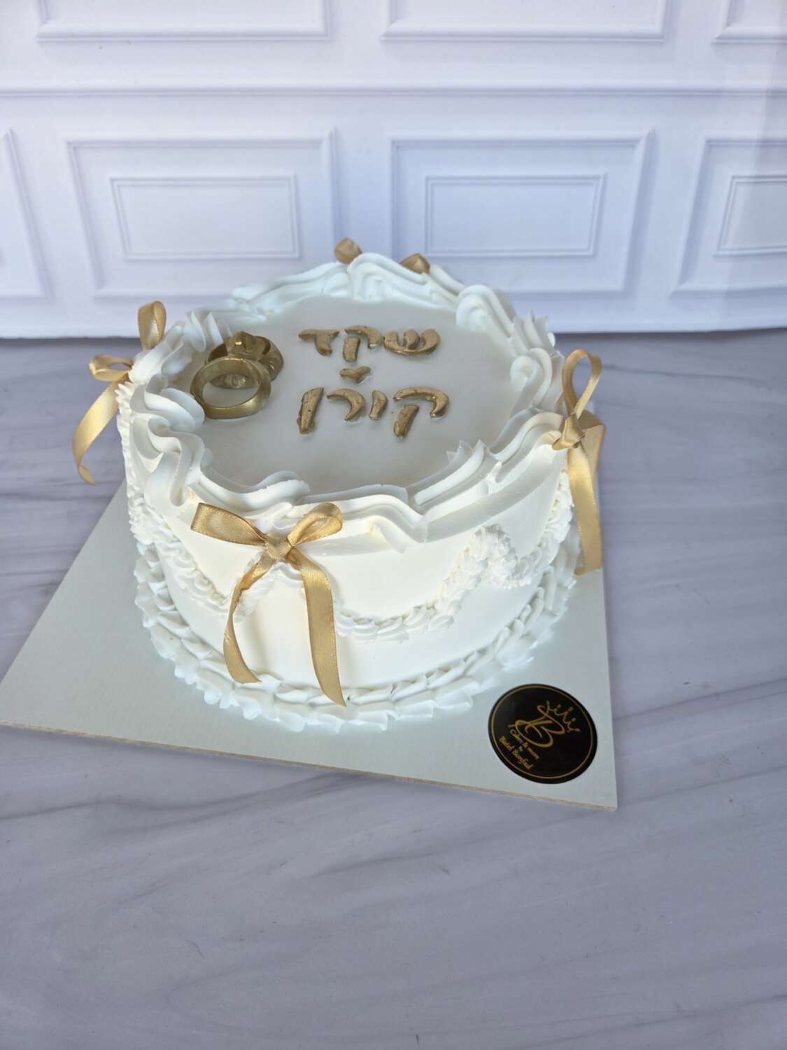 עוגה מעוצבת לאירוסין
