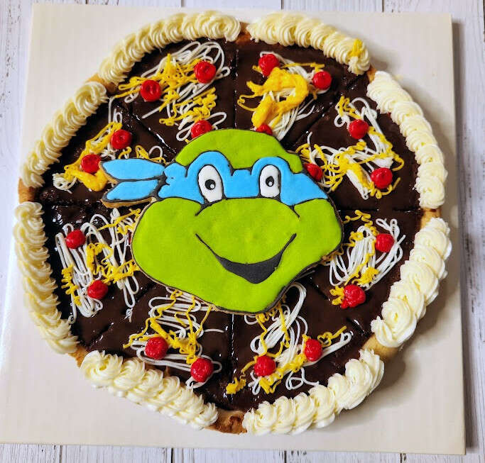 פאי שוקולד פיצה שצבי הנינג'ה אוהבים