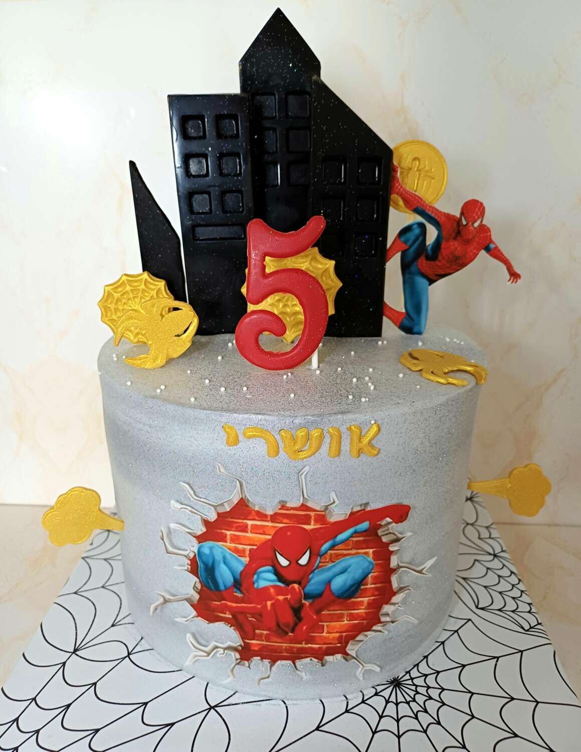 עוגת ספיידרמן