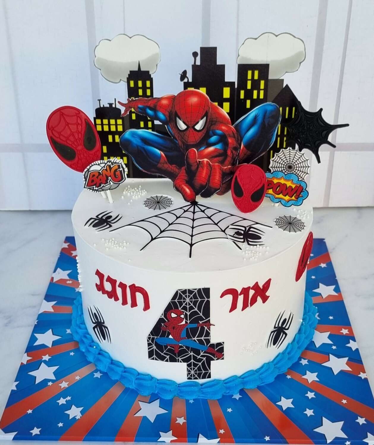 עוגה מעוצבת ספיידרמן