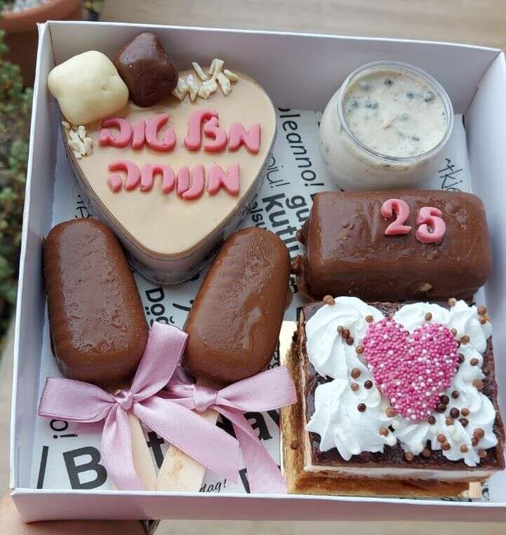 מארז קינוחים מושקע
