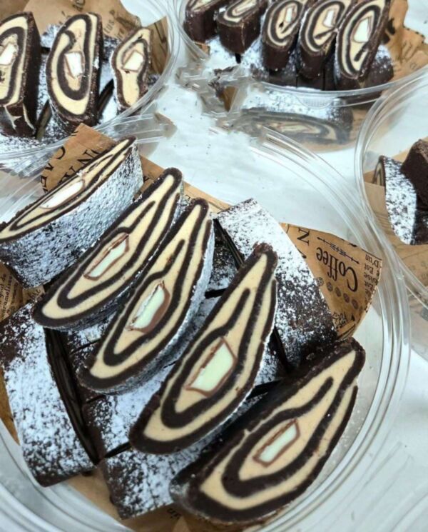 מארז עוגיות מגולגלות קינדר